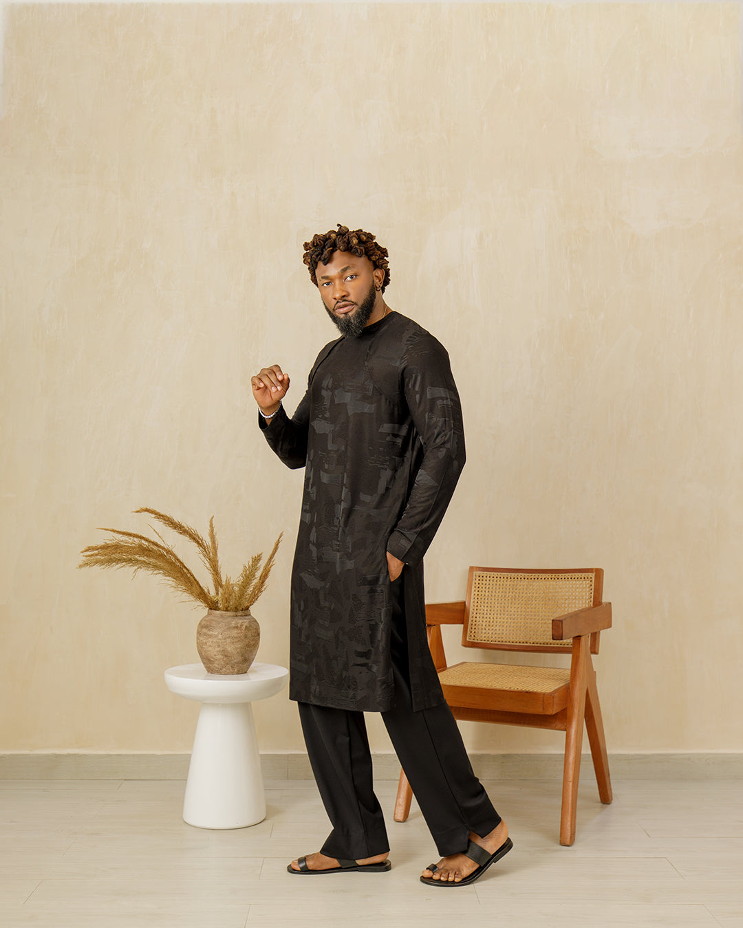 Curban embossed pattern long sleeve Tunic Menswear set